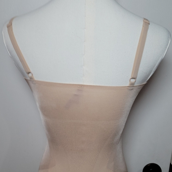 SPANX Oncore Tummy Control Mid-Thigh Bodysuit Shapewear Size Medium - Picture 8 of 12